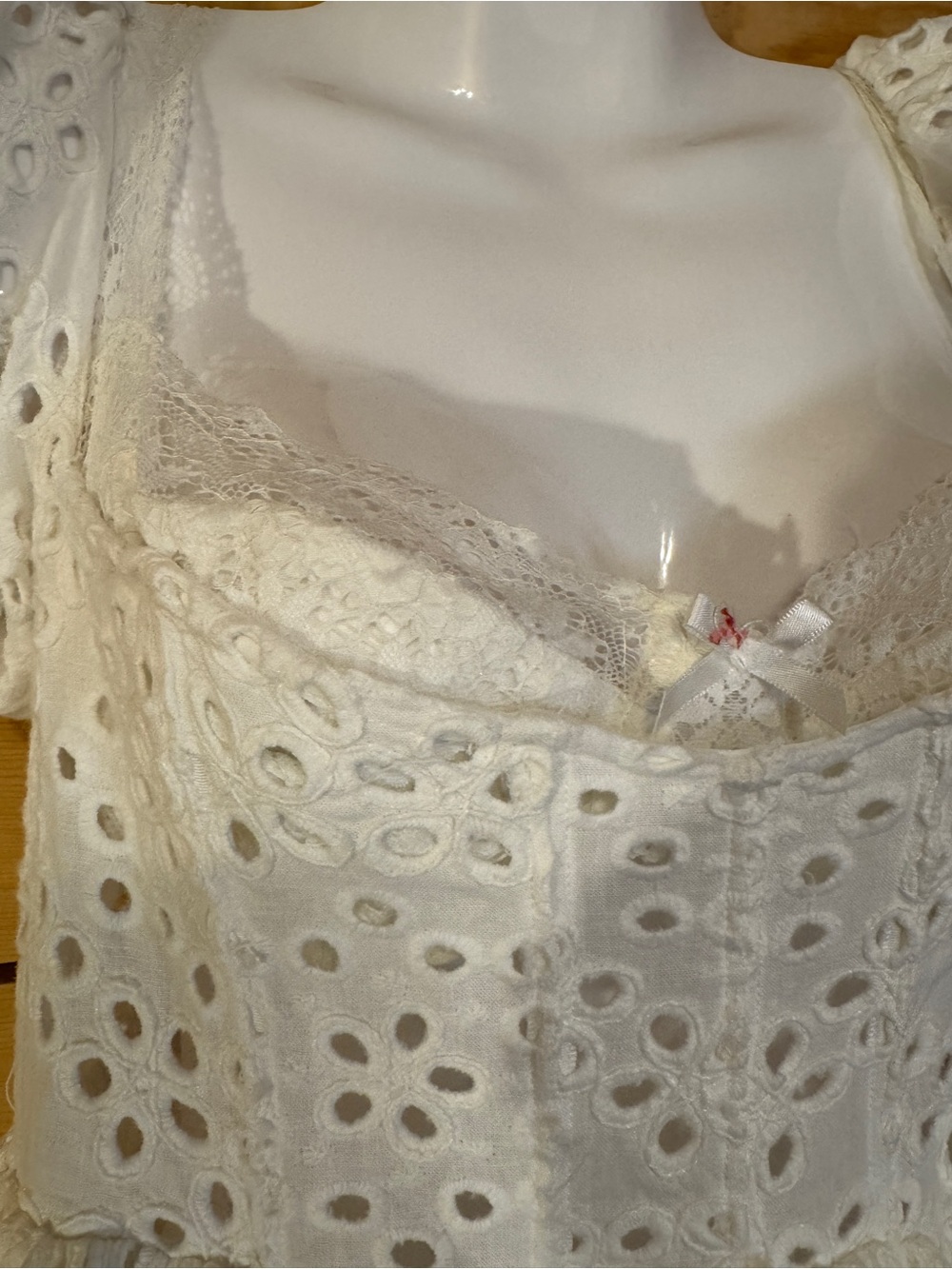 For Love & Lemons Women’s White Eyelet Puff Sleeve Mini Dress Size M Linen Blend - Picture 4 of 14